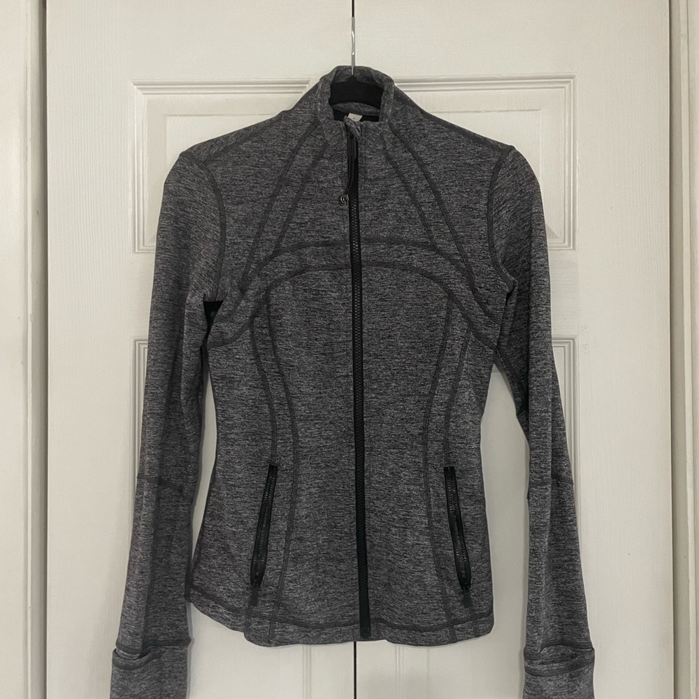 Lululemon Define Nulu Jacket - Size 6